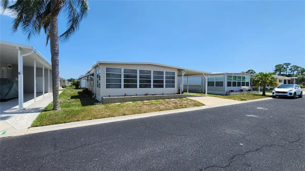 3226 Sweet Bay Terrace Sarasota FL 34237