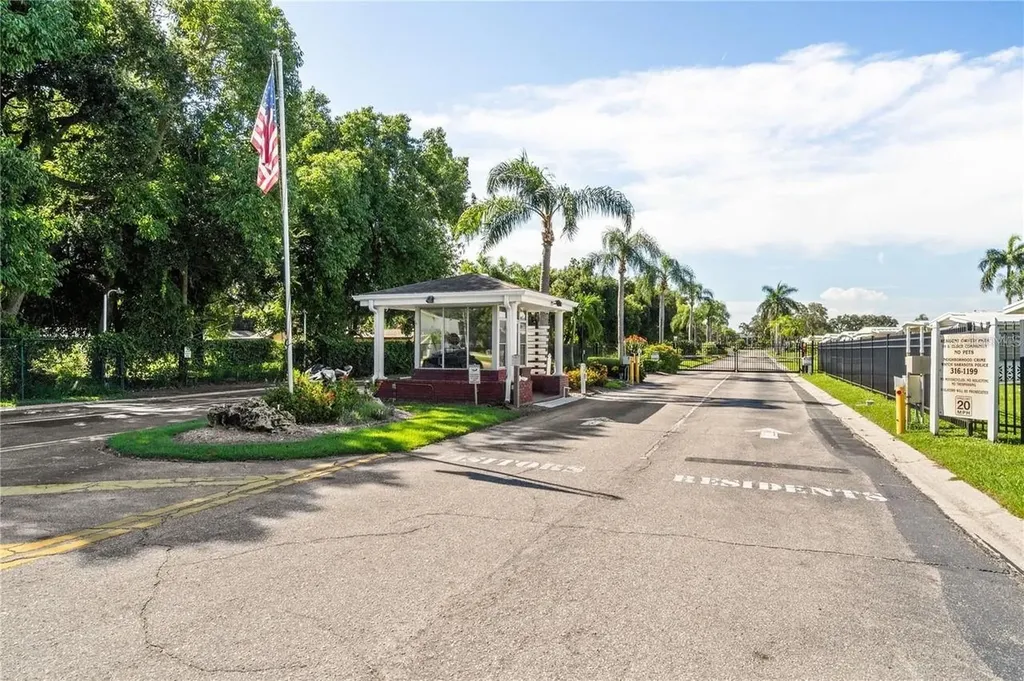 3226 Sweet Bay Terrace Sarasota FL 34237