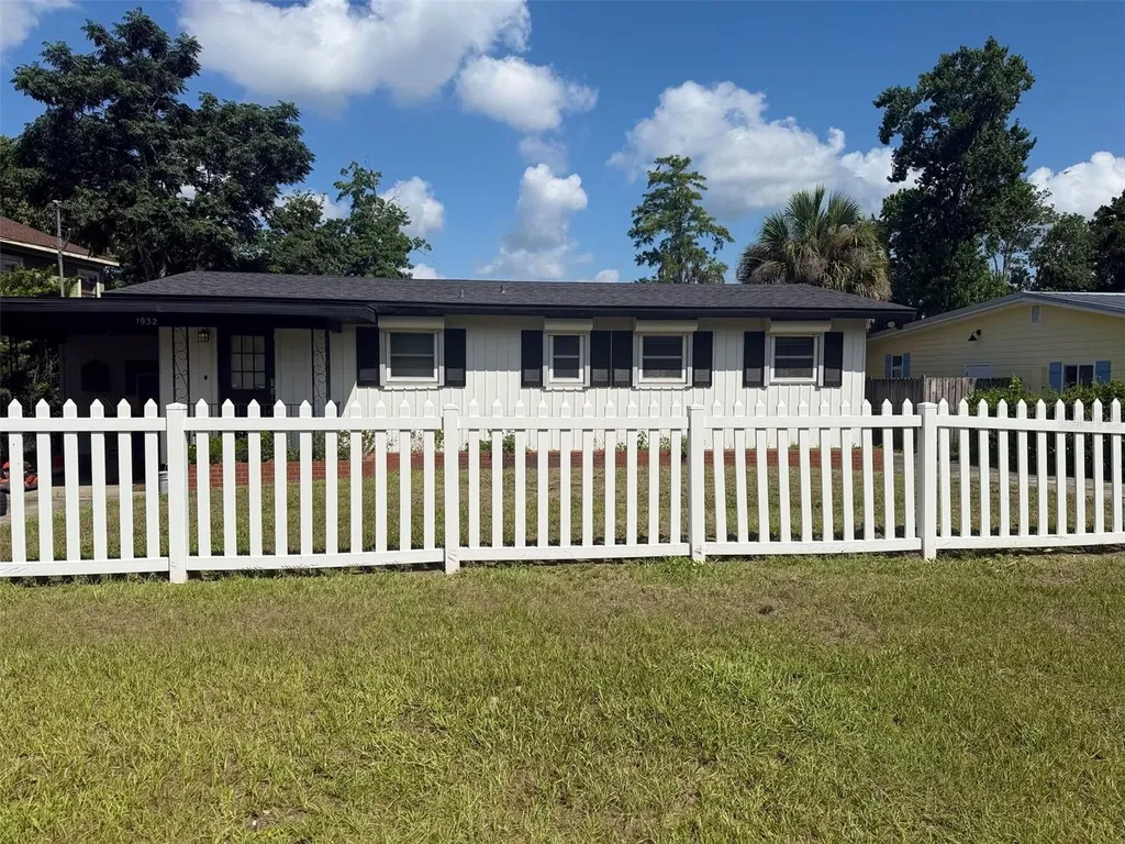 1932 Crescent Boulevard Orlando FL 32817