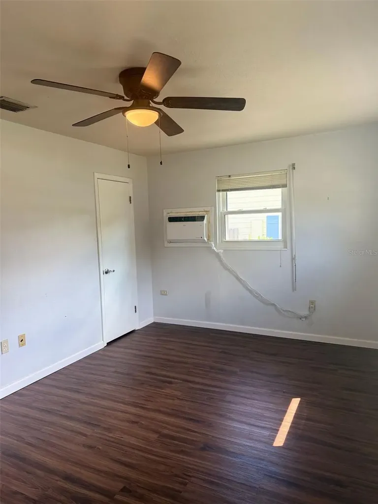 1932 Crescent Boulevard Orlando FL 32817