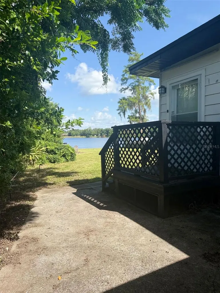 1932 Crescent Boulevard Orlando FL 32817