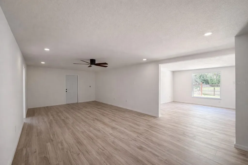 502 NW Crystal Street Crystal River FL 34428