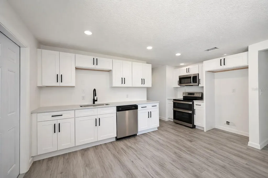502 NW Crystal Street Crystal River FL 34428