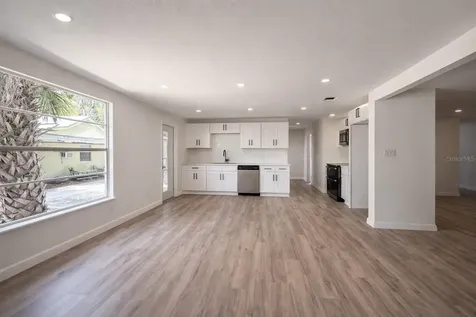 502 NW Crystal Street Crystal River FL 34428