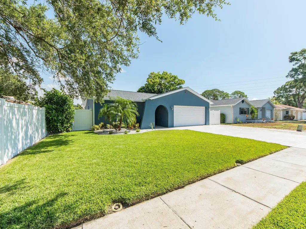 2321 Maben Avenue Palm Harbor FL 34683