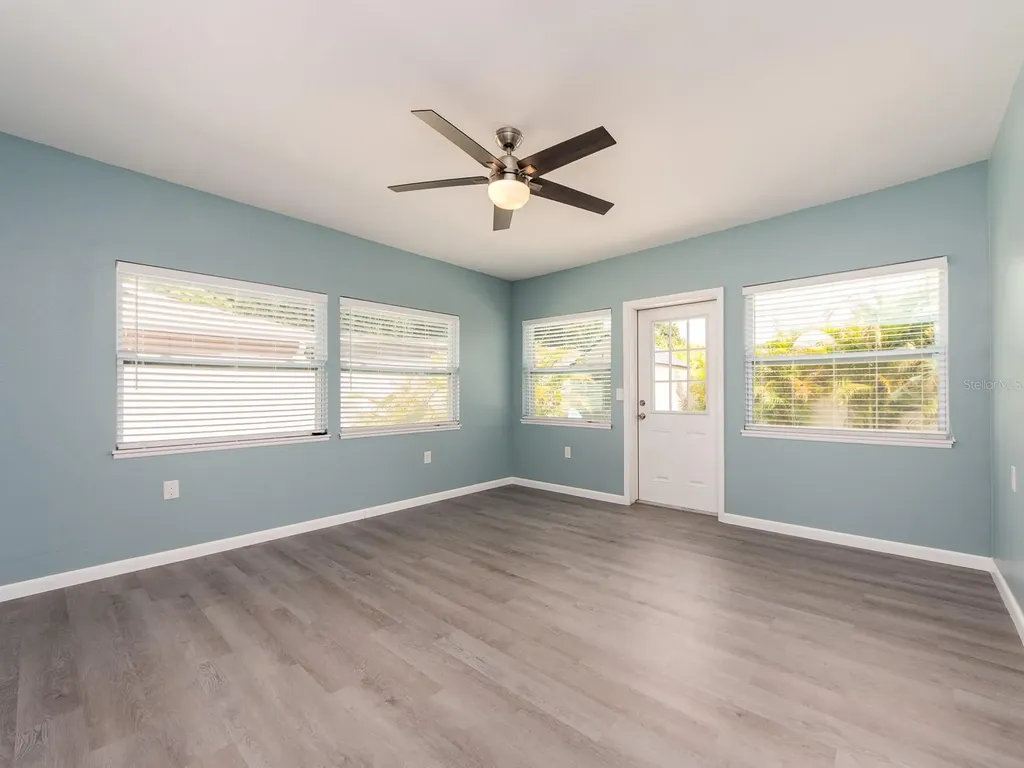 2321 Maben Avenue Palm Harbor FL 34683