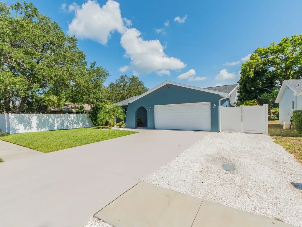 2321 Maben Avenue Palm Harbor FL 34683