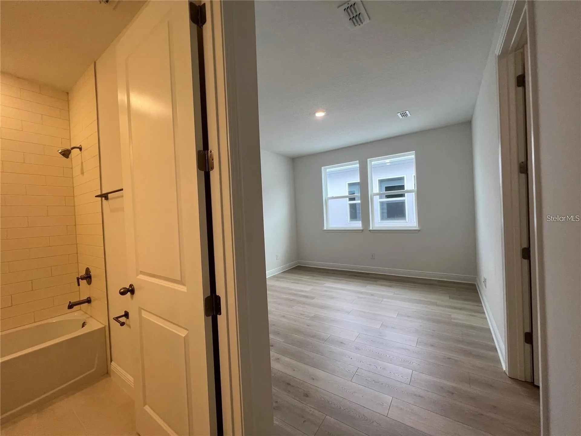 19141 Planetree Street Orlando FL 32827