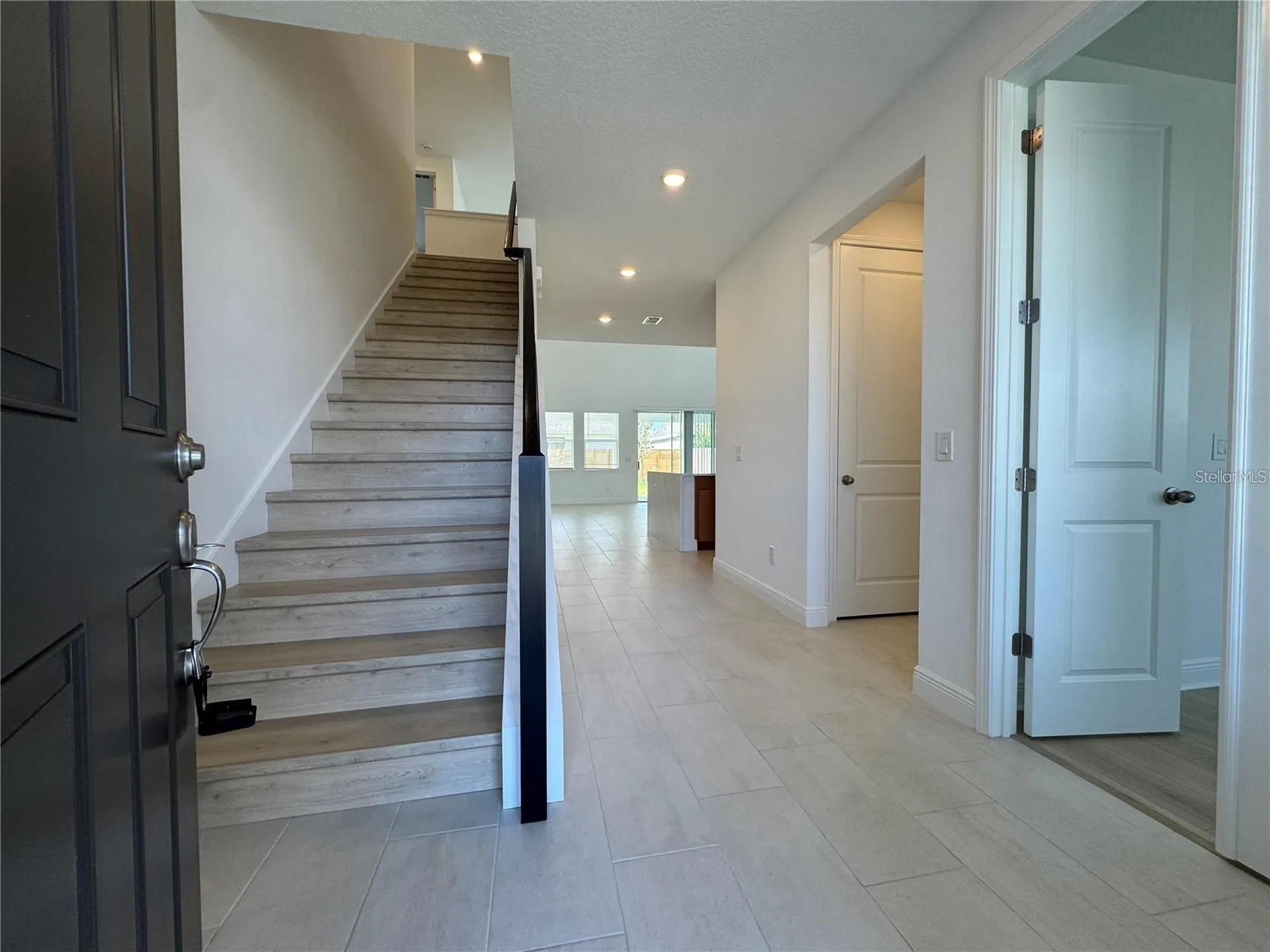 19141 Planetree Street Orlando FL 32827