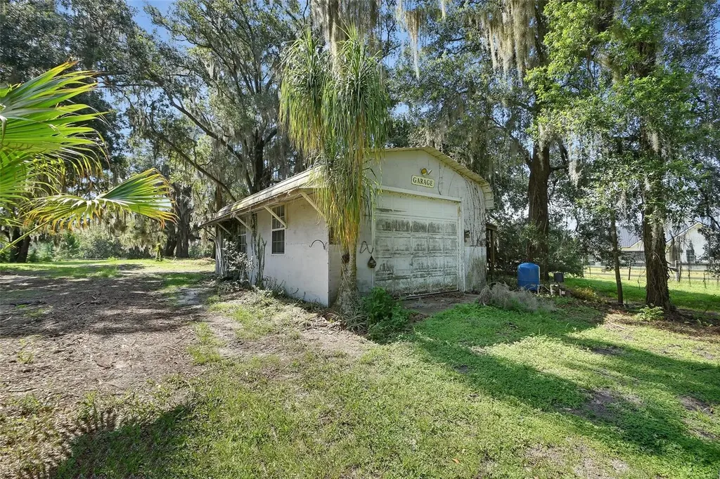 900 E Kicklighter ( 15+/- Acres) Road Lake Helen FL 32744