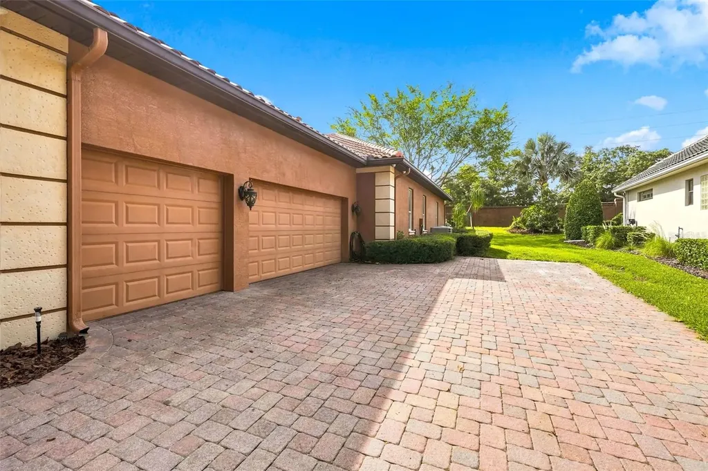 1659 Conway Isle Circle Orlando FL 32809