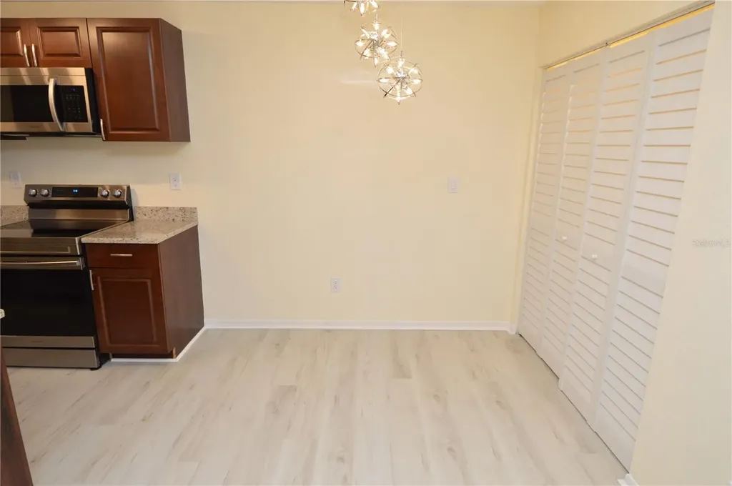 10265 Gandy Boulevard N St Petersburg FL 33702