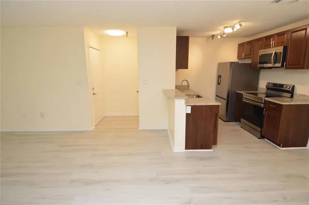 10265 Gandy Boulevard N St Petersburg FL 33702