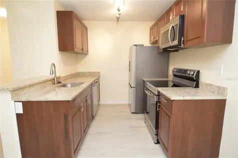 10265 Gandy Boulevard N St Petersburg FL 33702