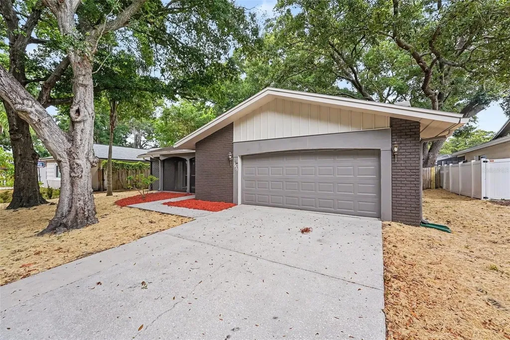 2431 Grove Ridge Drive Palm Harbor FL 34683