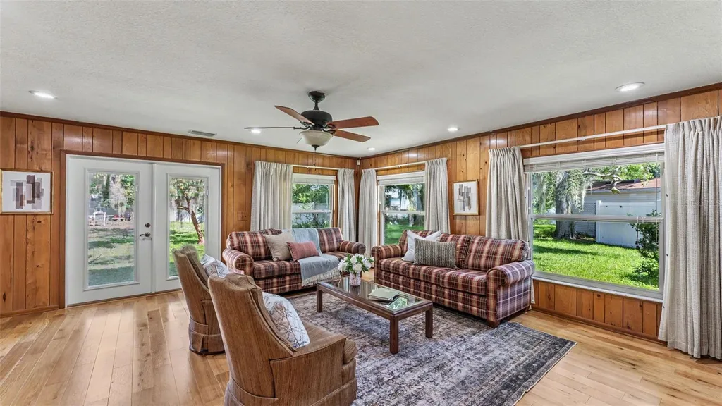 1640 Bayou Circle Lakeland FL 33803