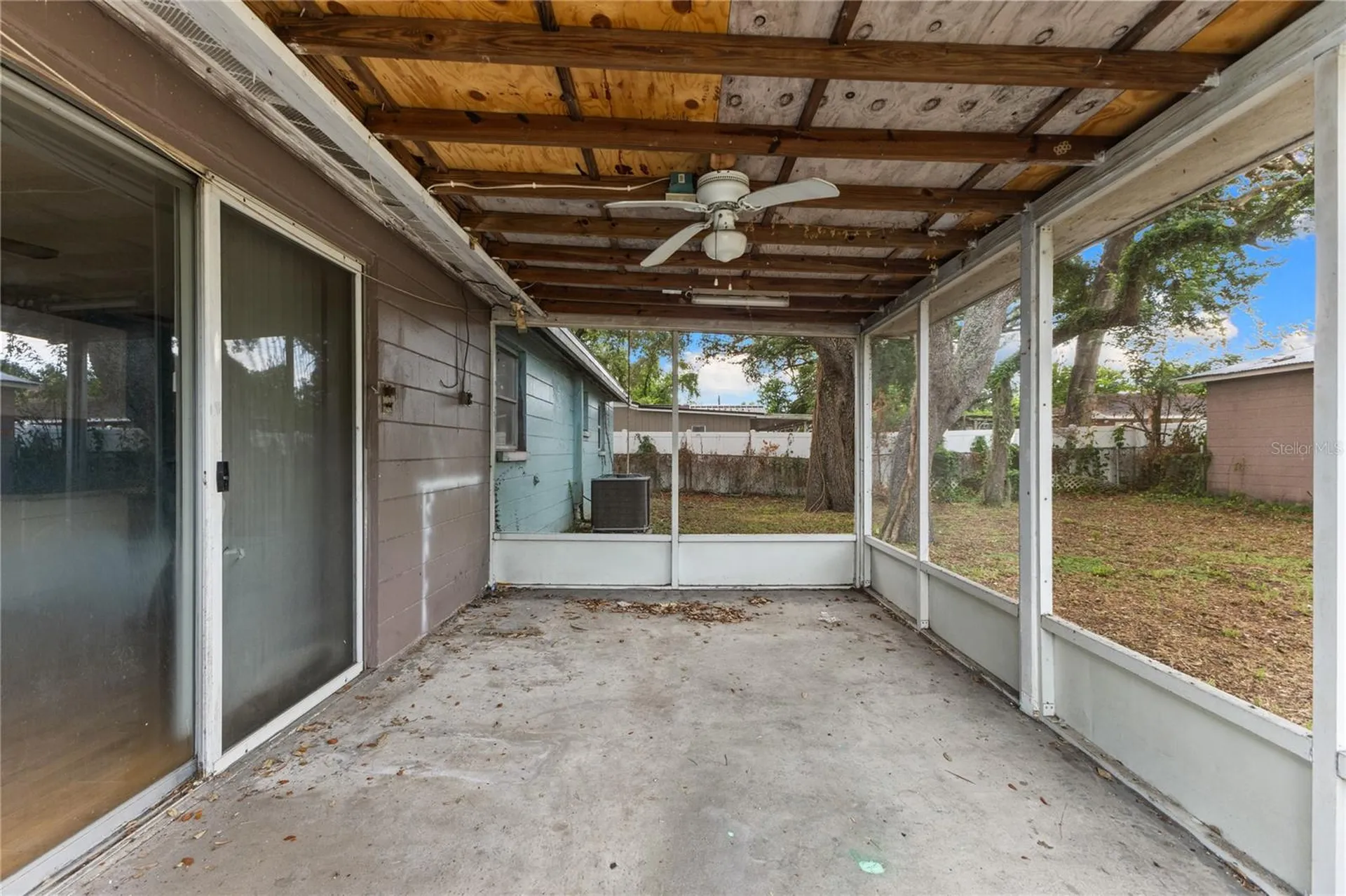 10410 N Central Avenue Tampa FL 33612