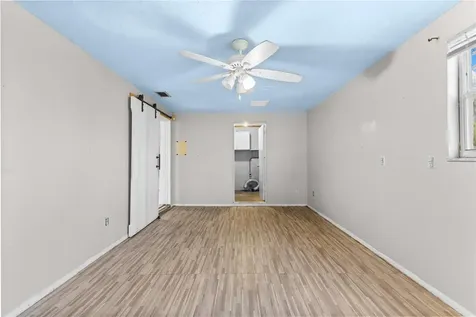 10410 N Central Avenue Tampa FL 33612