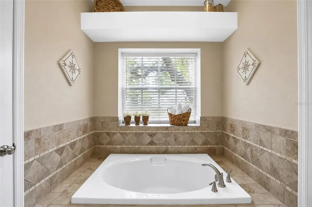 2409 Dana Drive Safety Harbor FL 34695