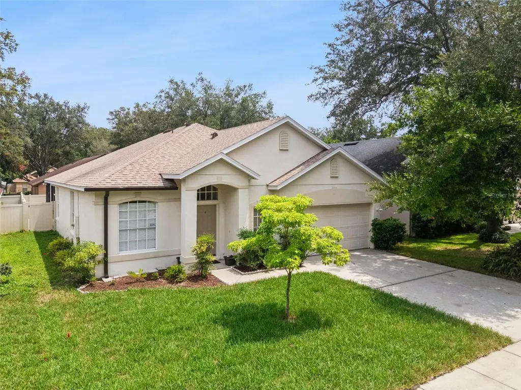 223 Easton Circle Oviedo FL 32765