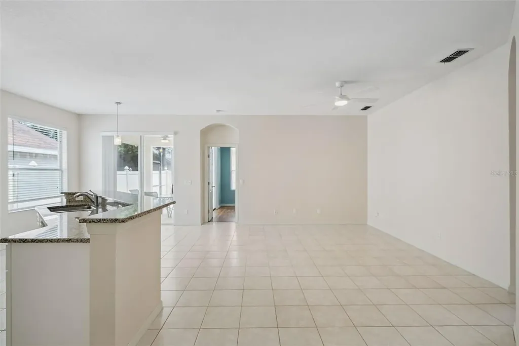 223 Easton Circle Oviedo FL 32765