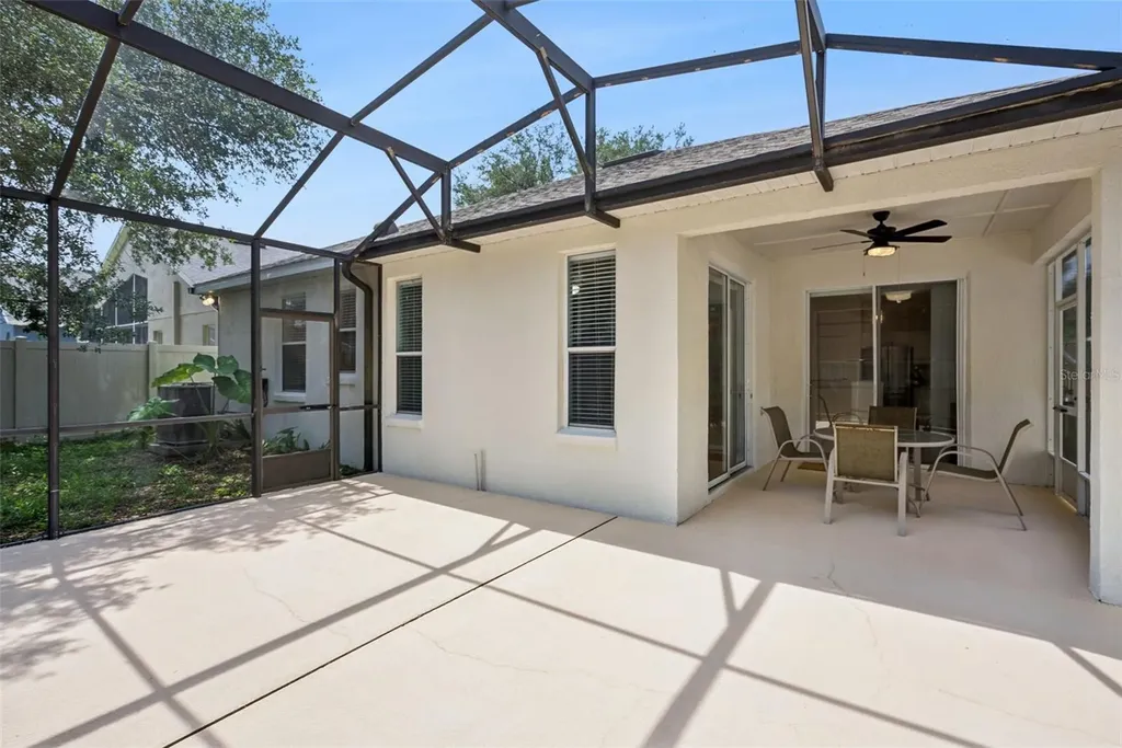 223 Easton Circle Oviedo FL 32765