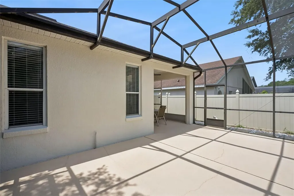 223 Easton Circle Oviedo FL 32765