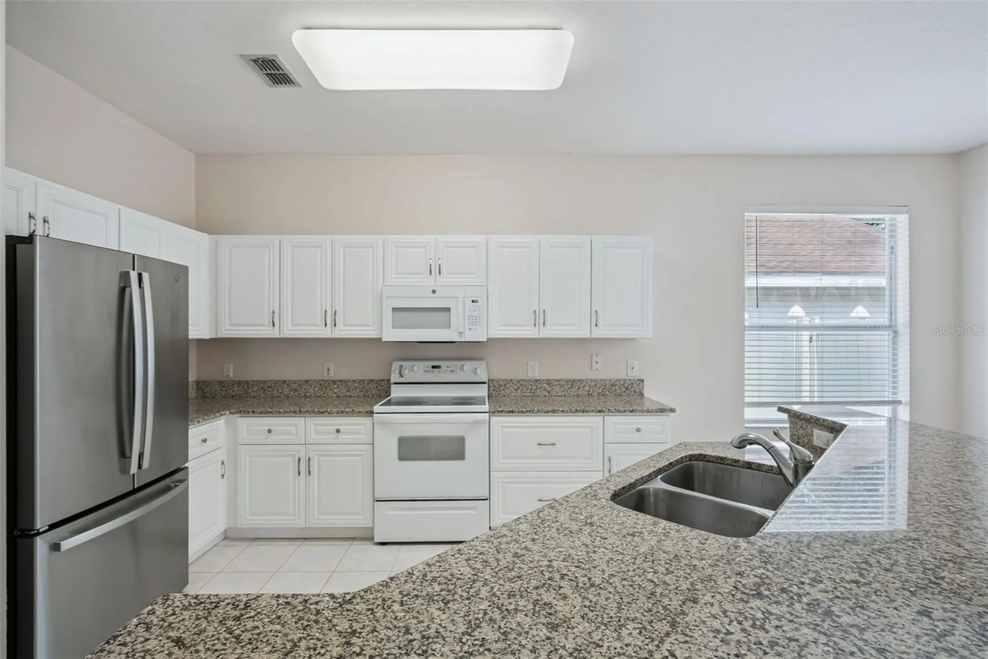 223 Easton Circle Oviedo FL 32765