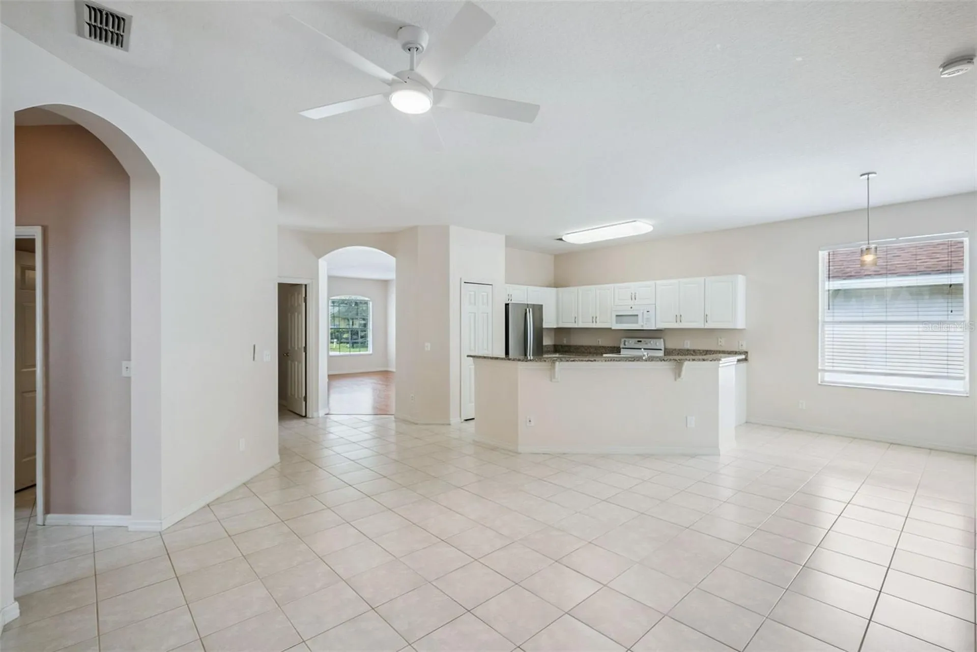 223 Easton Circle Oviedo FL 32765