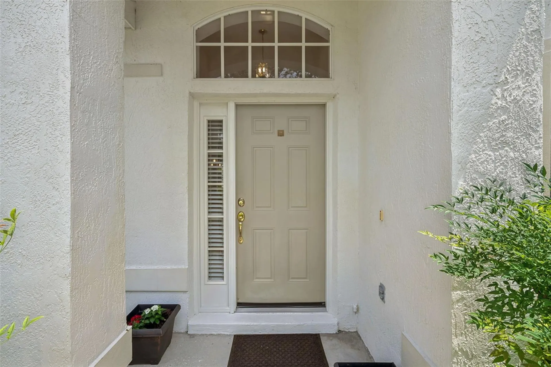 223 Easton Circle Oviedo FL 32765