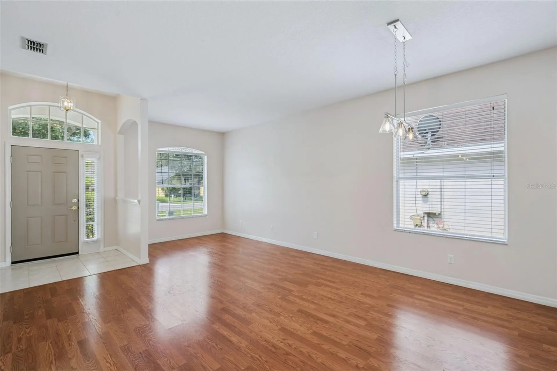 223 Easton Circle Oviedo FL 32765