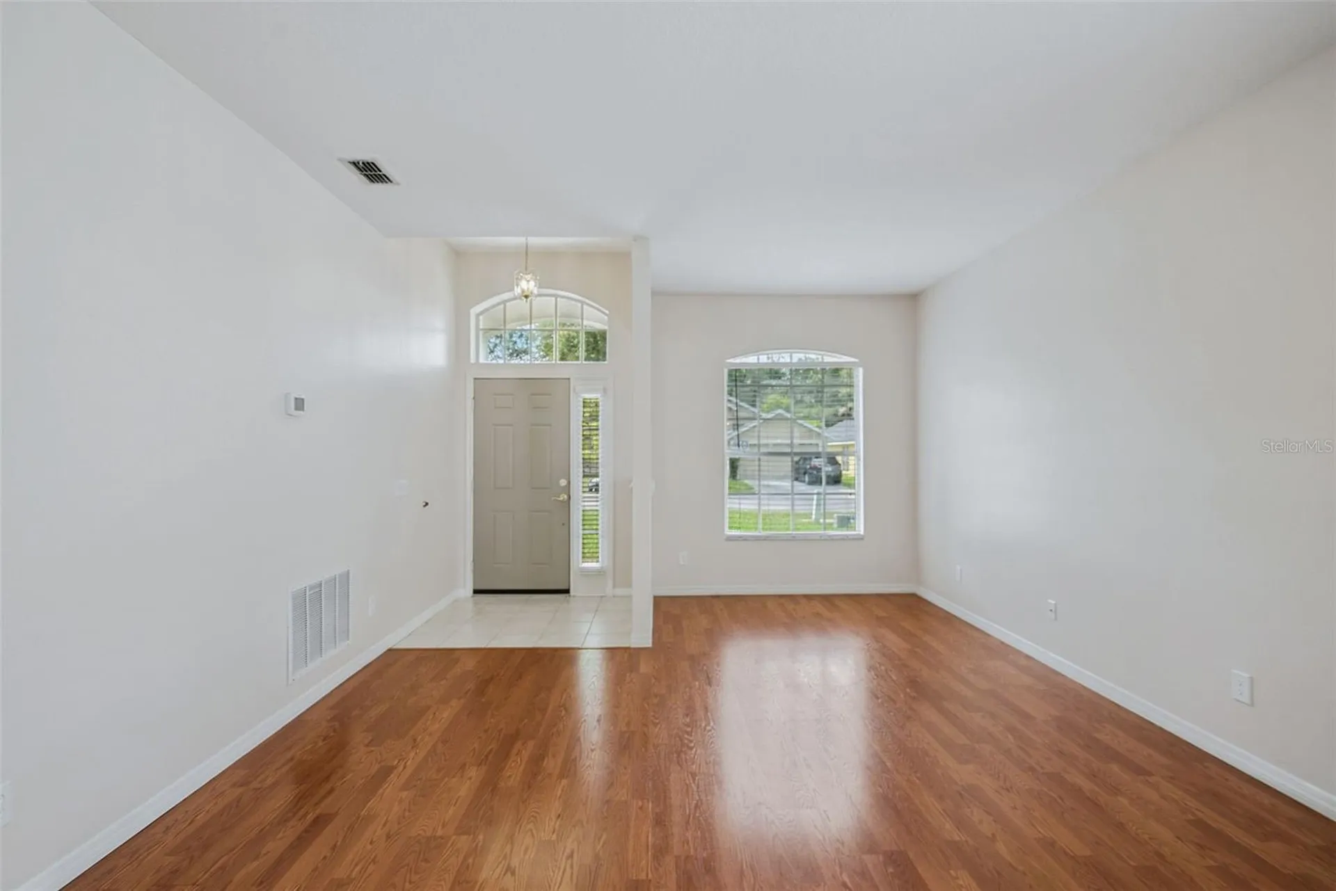 223 Easton Circle Oviedo FL 32765