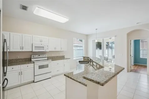 223 Easton Circle Oviedo FL 32765