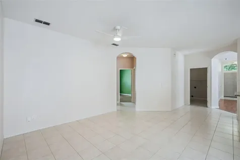 223 Easton Circle Oviedo FL 32765
