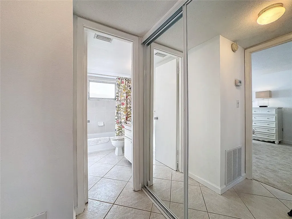 210 Park Boulevard N Venice FL 34285