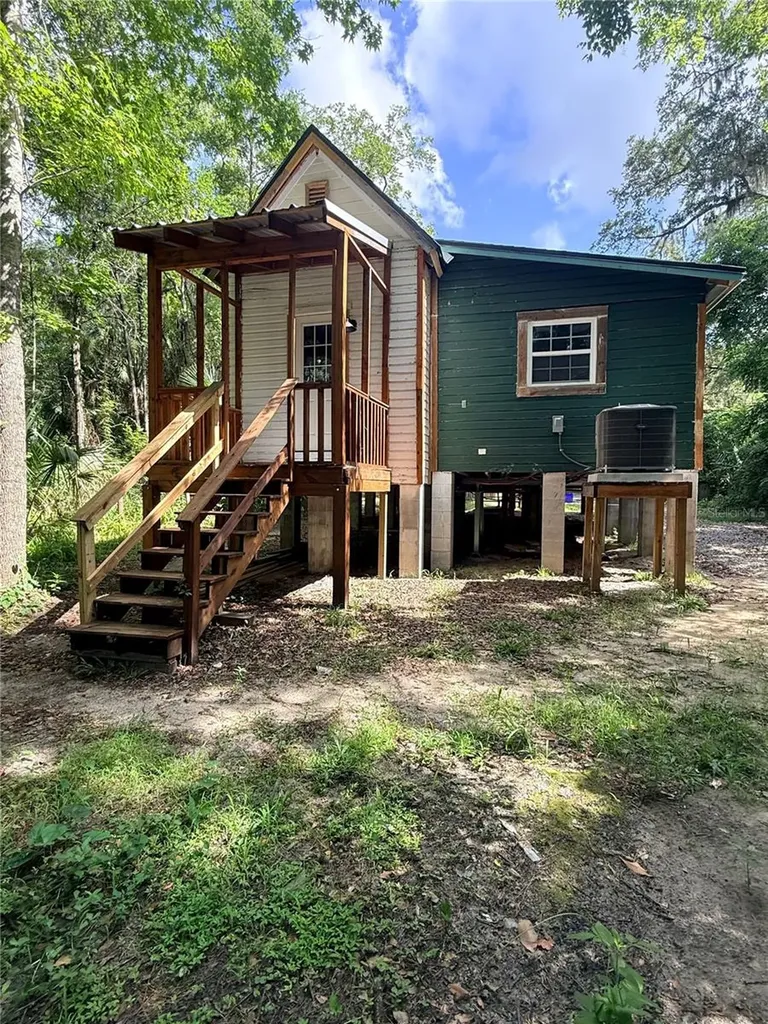 1229 NE 3rd Avenue Gainesville FL 32641