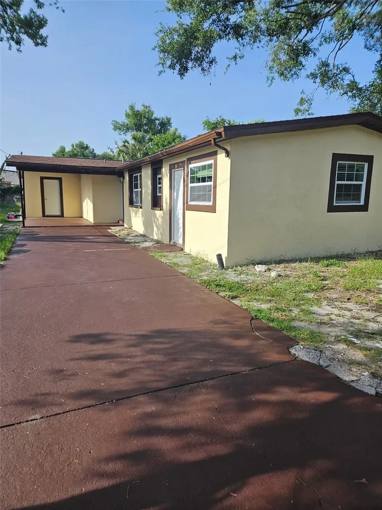 3810 E 32nd Avenue Tampa FL 33610