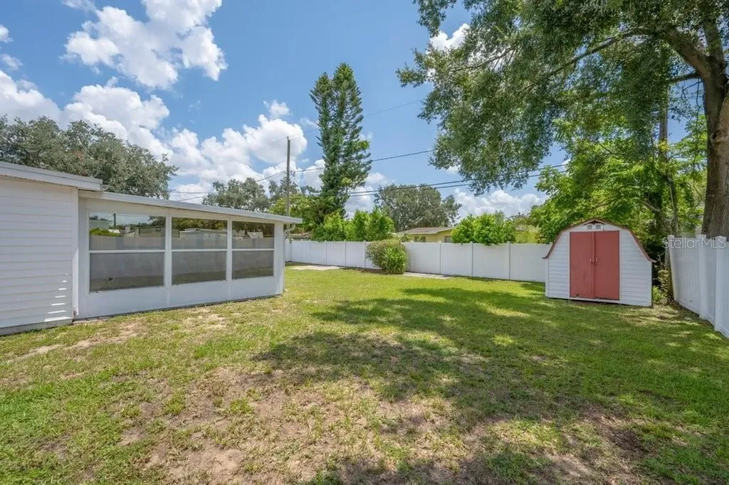 1105 N Parsons Avenue Brandon FL 33510