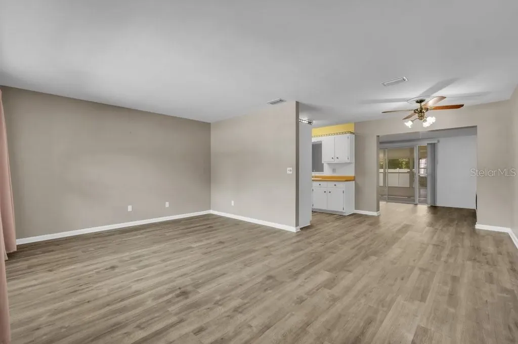 1105 N Parsons Avenue Brandon FL 33510