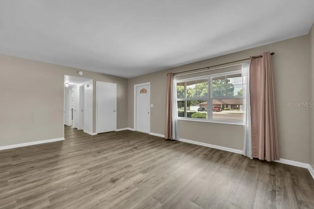 1105 N Parsons Avenue Brandon FL 33510