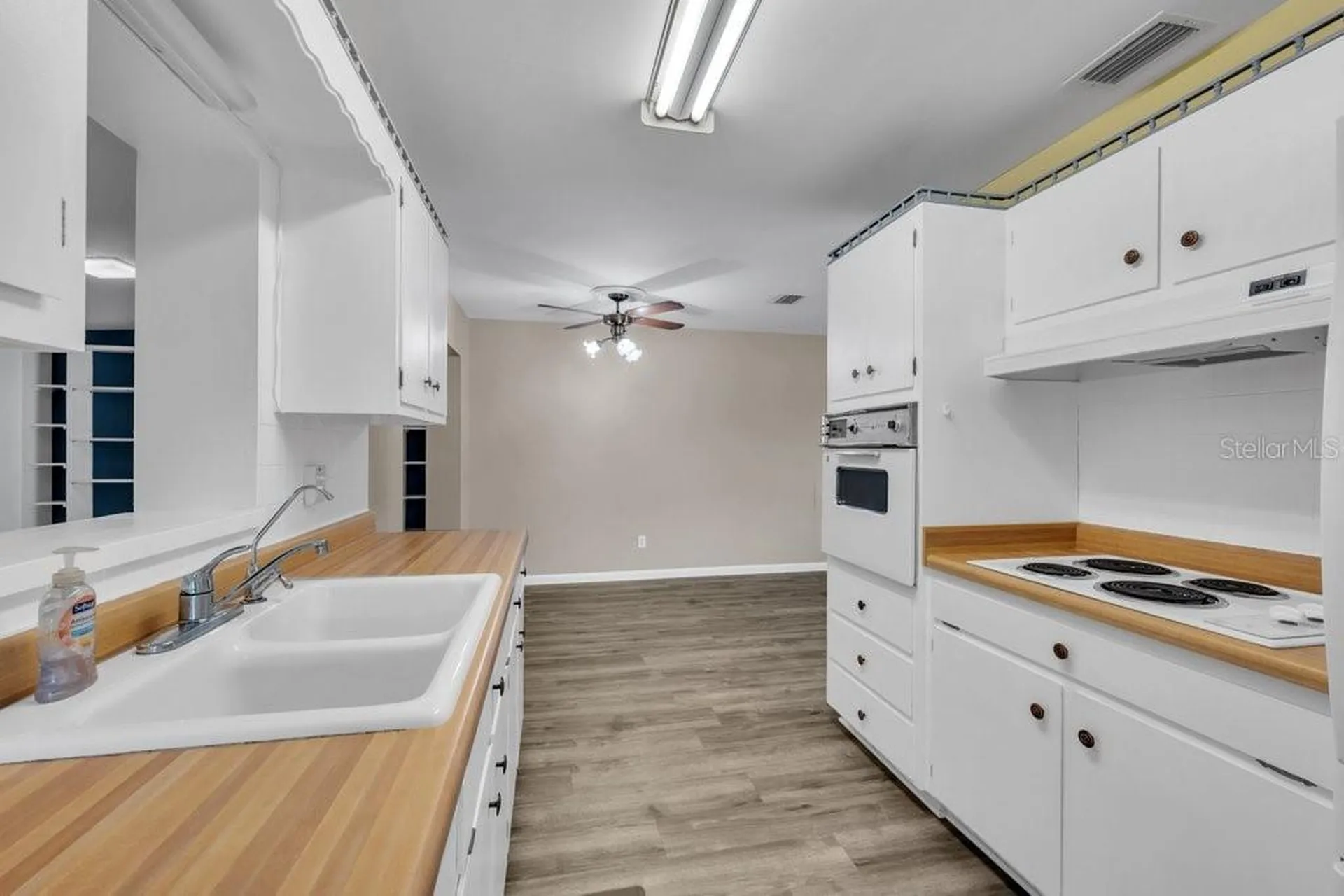 1105 N Parsons Avenue Brandon FL 33510