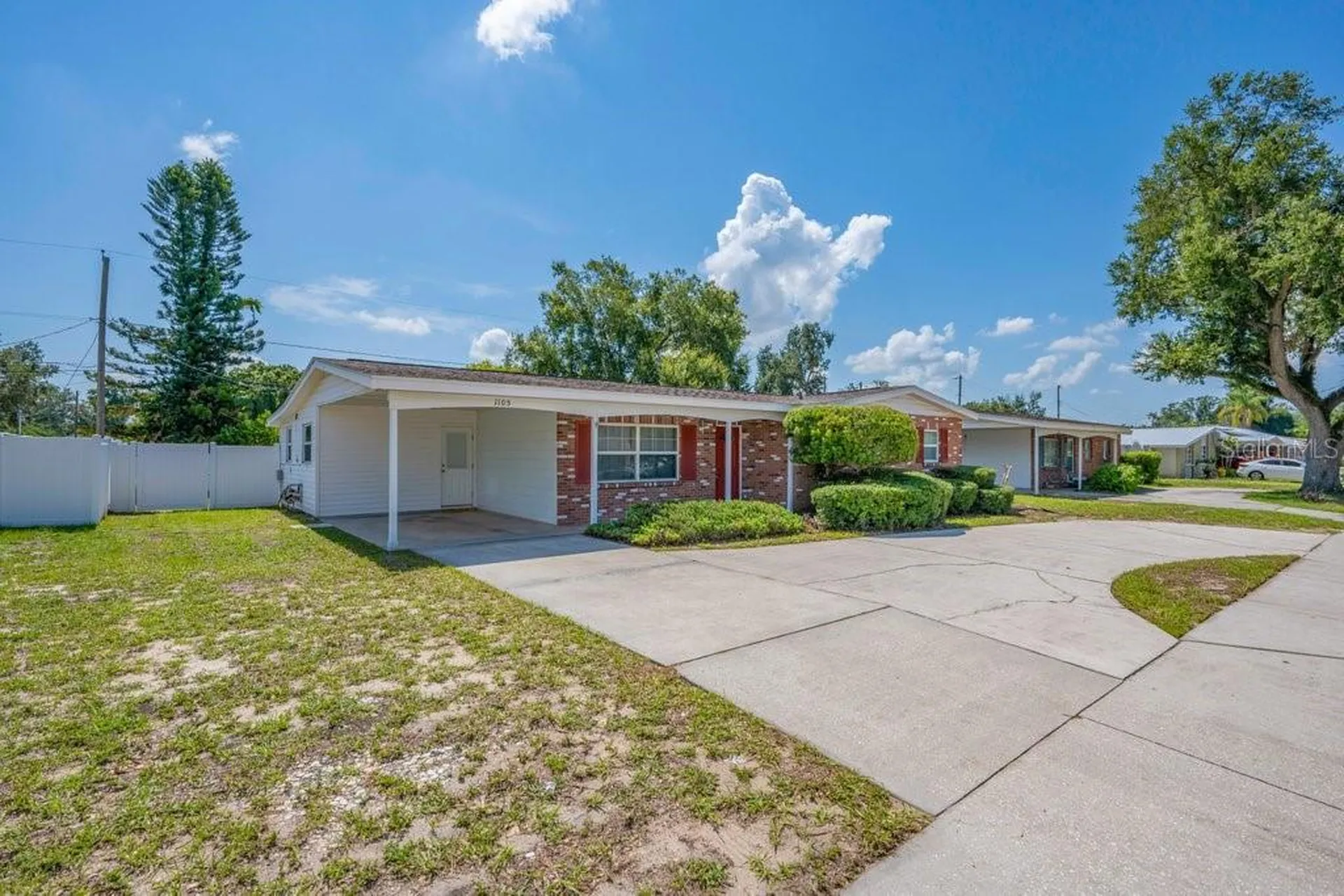 1105 N Parsons Avenue Brandon FL 33510