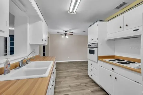 1105 N Parsons Avenue Brandon FL 33510