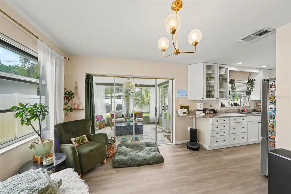 2334 Tudor Lane Clearwater FL 33763