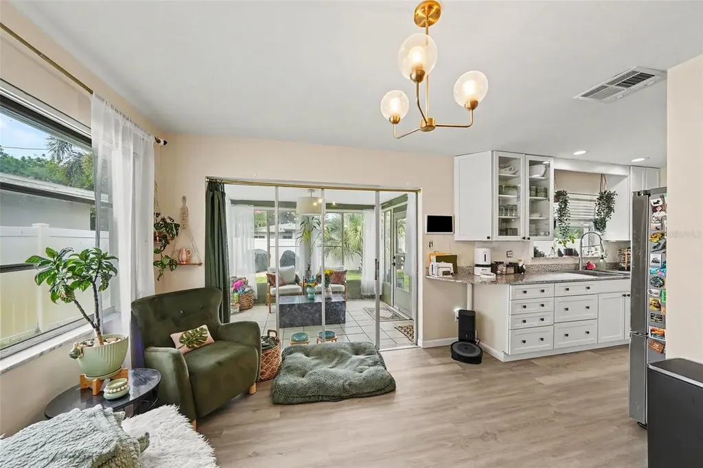 2334 Tudor Lane Clearwater FL 33763