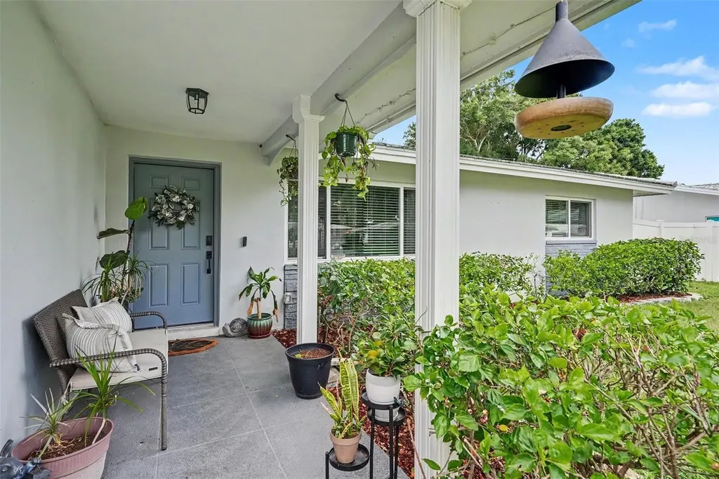 2334 Tudor Lane Clearwater FL 33763