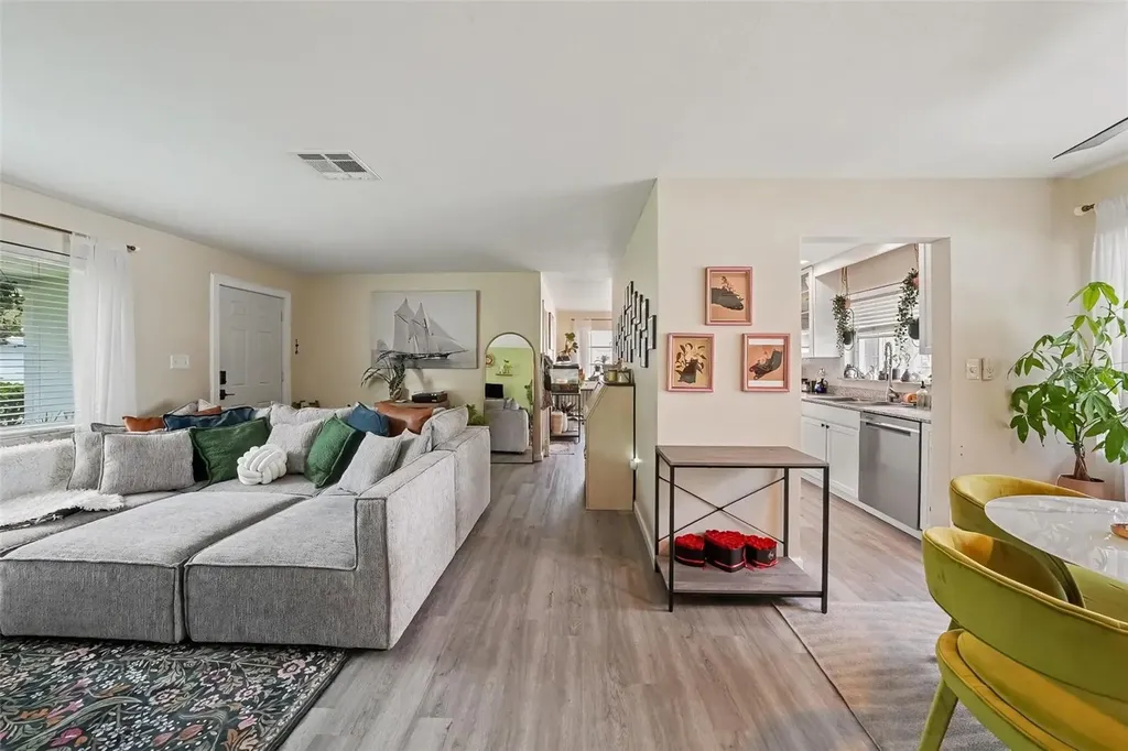 2334 Tudor Lane Clearwater FL 33763