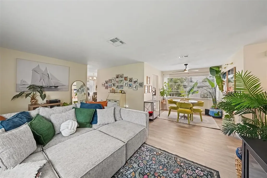 2334 Tudor Lane Clearwater FL 33763