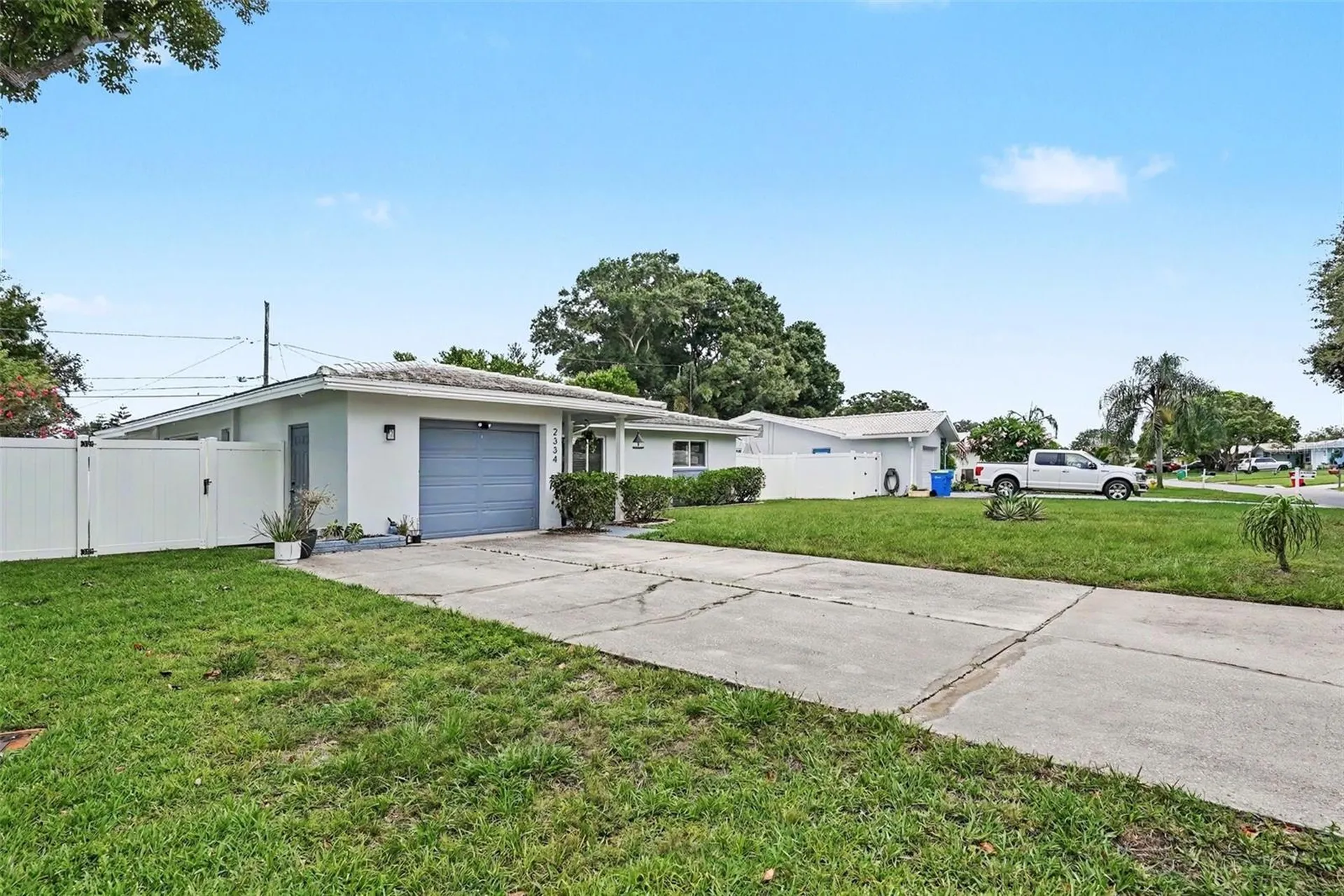 2334 Tudor Lane Clearwater FL 33763