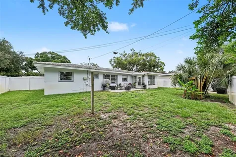 2334 Tudor Lane Clearwater FL 33763